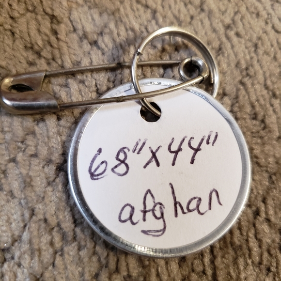 Vintage Quilt Afgan Throw Red Grey White68" × 44" in  New - Picture 14 of 14